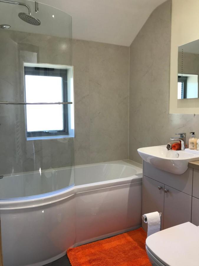 Moelfre B&B 매킨레스 외부 사진