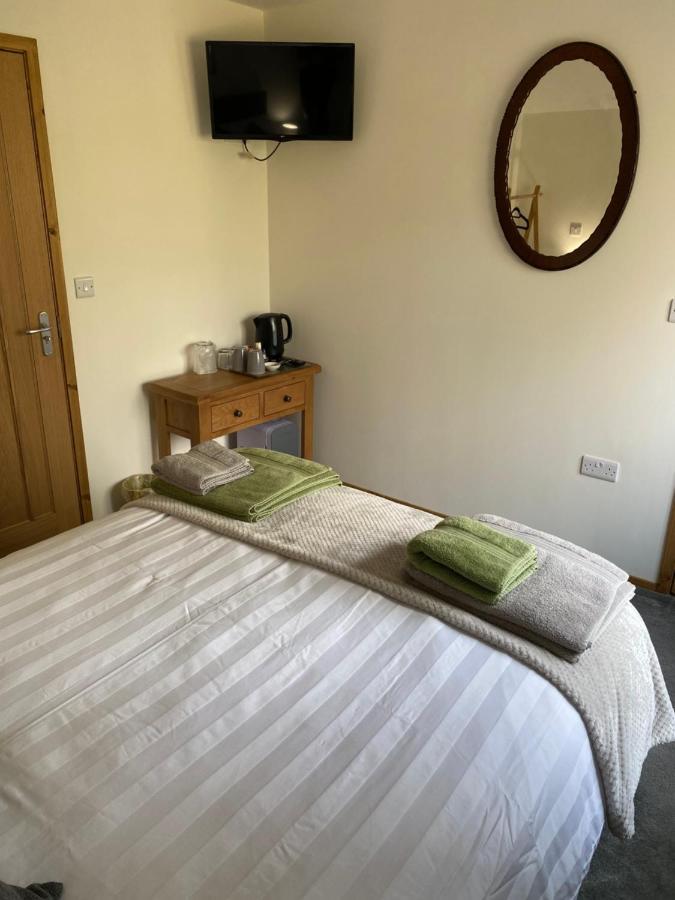 Moelfre B&B 매킨레스 외부 사진